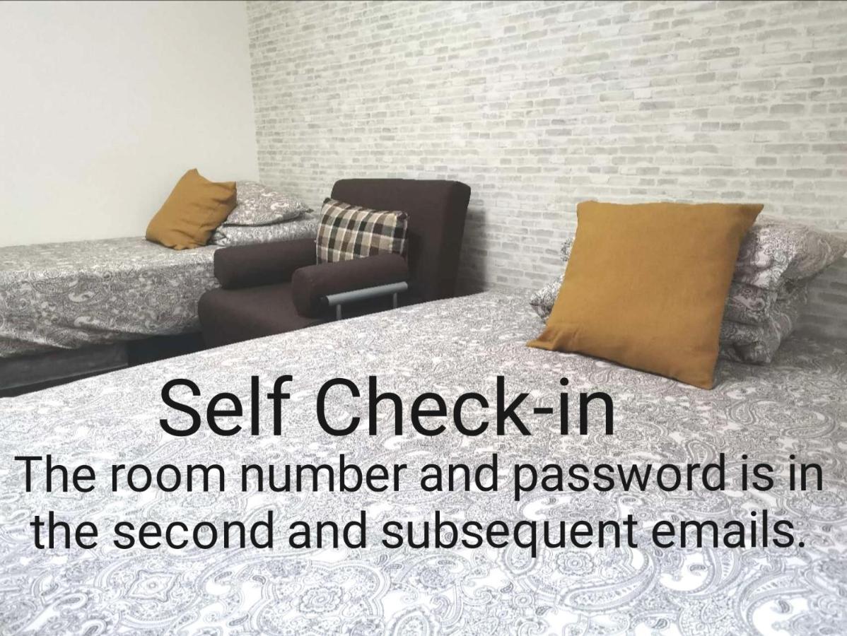 Lx -- Self Check-In -- Room Number & Password Is In The Following Email Tóquio Exterior foto